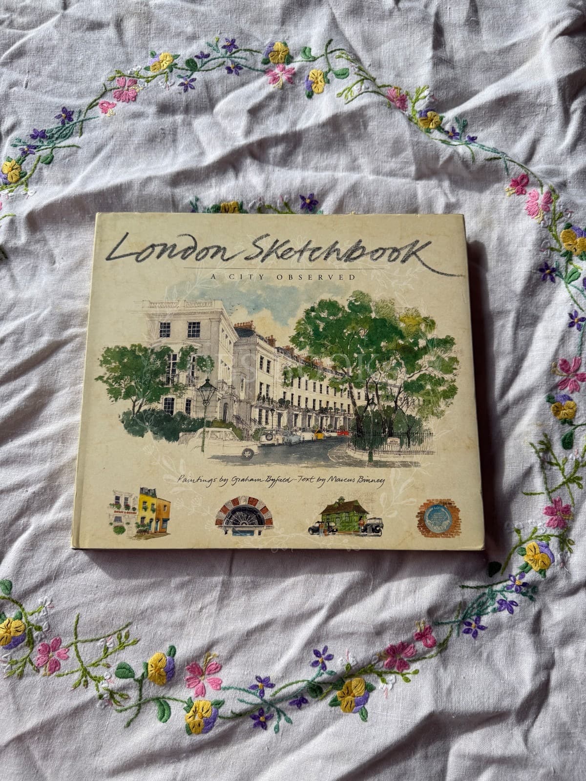 London Sketchbook: A City Observed